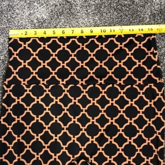 K-DEER Black Gold Geometric Capri 3XL 23" Inseam - Picture 7 of 8